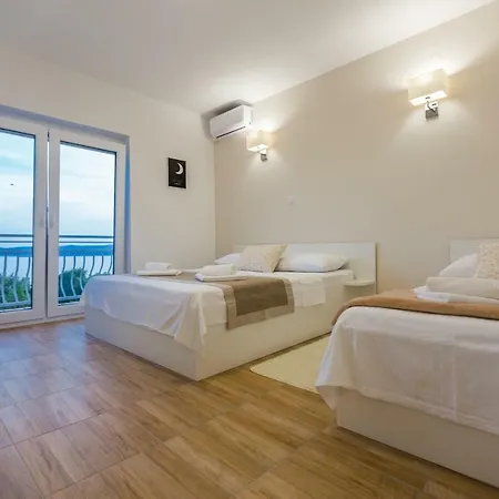 Kristijan Apartament *