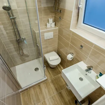 Kristijan Apartament *